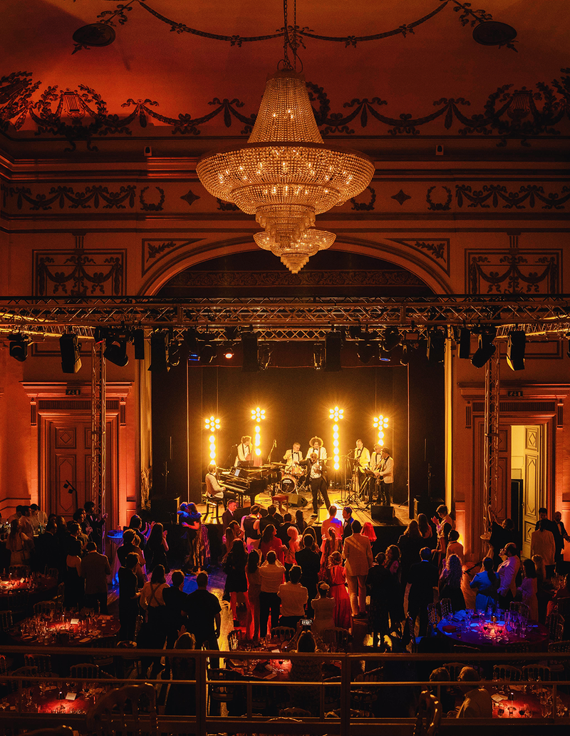 Festivalino_2024_-_Teatro_della_Pergola_-_Adam_The_Apples_ballroom